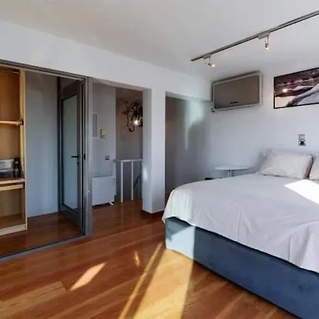 Superior Penthouse In Riviera * Athens